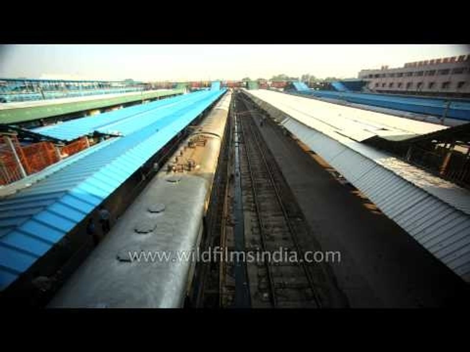 Railway Platform - Time Lapse