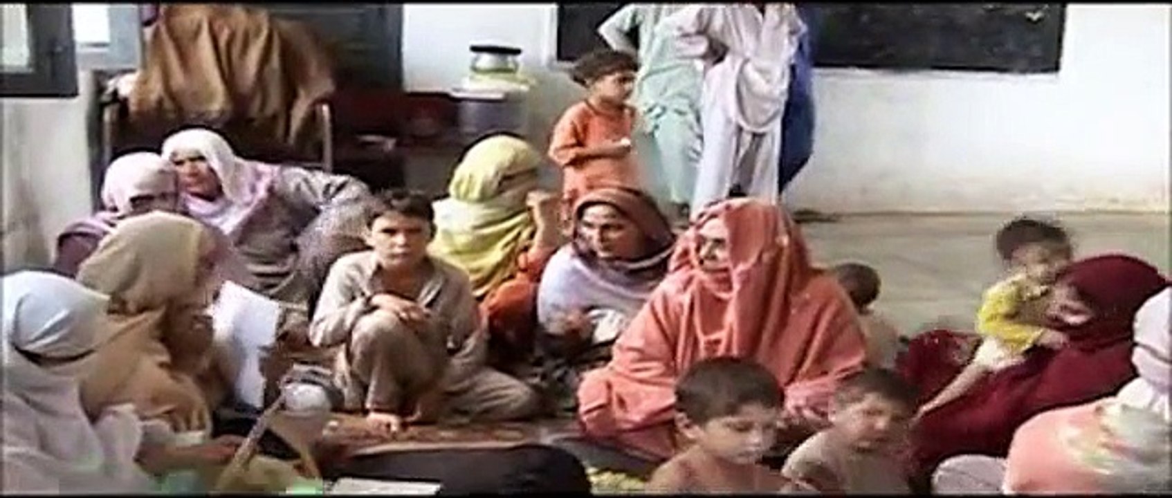 Pakistan'daki Sel Felaketinin Bedelini Çocuklar Ödüyor! - Fragman