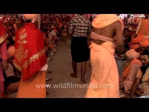 Holy Saints gathered for Special Bhandara at Varanasi