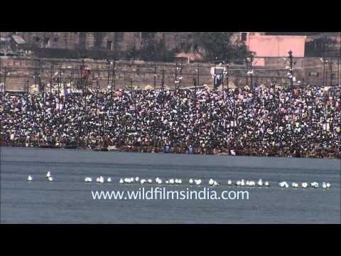 Hindus gather for world's largest religious festival