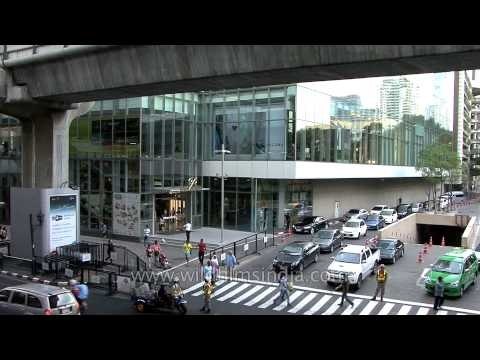 Busy traffics & city life in Istanbul - Turkey