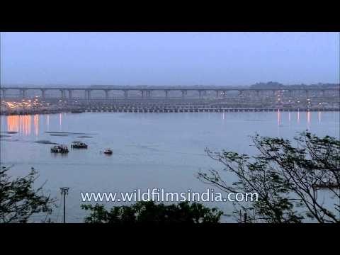 Holy crowd on the occasion of Maha Shivratri at Allahabad ghat during Maha Kumbh