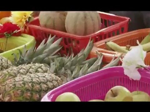 keen'v - DIS MOI OUI (MARINA) Clip Officiel - YouTube1