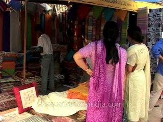 Hand-loom stalls of Dilli haat