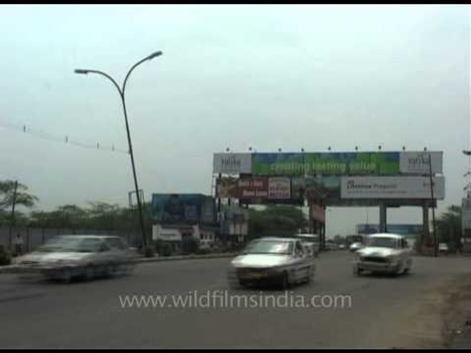 Vehicles on Gurgaon highway