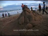 Spectacular Puri Beach sand sculpture, Orissa