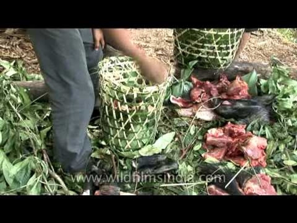 Wrapping meat in an indigenous  Arunachali basket