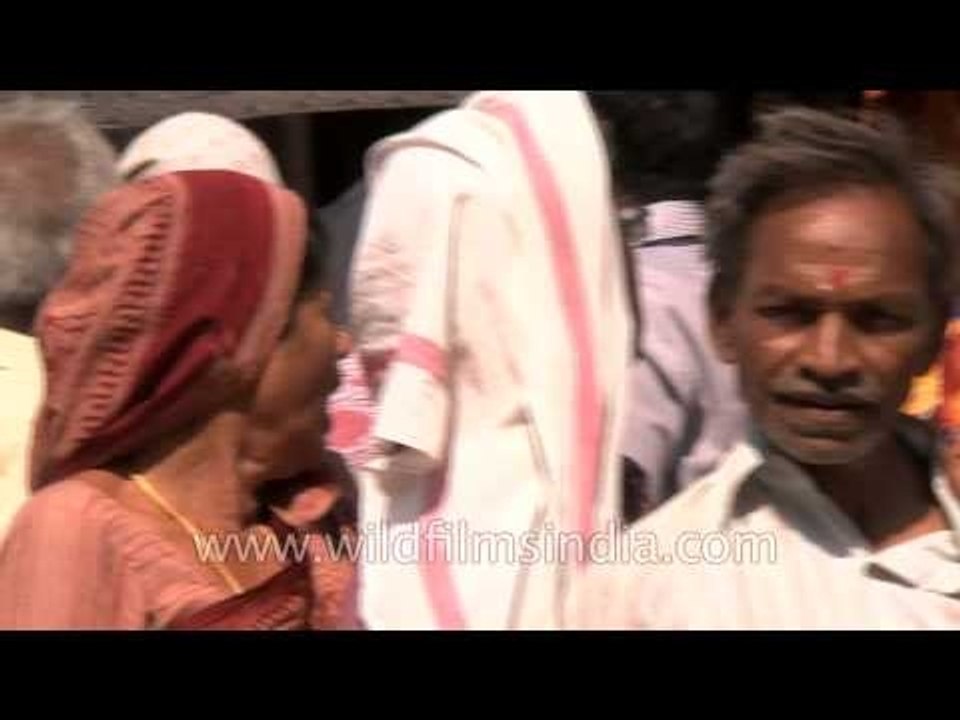 Jain devotees queuing up to enter temple in Varanasi