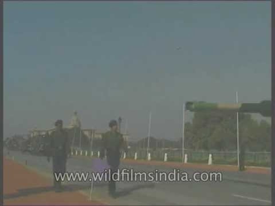 AN TPQ 37 Weapon Locating Radar in India - video Dailymotion