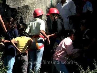 Rock climbing for students in the Himalayas, Manali