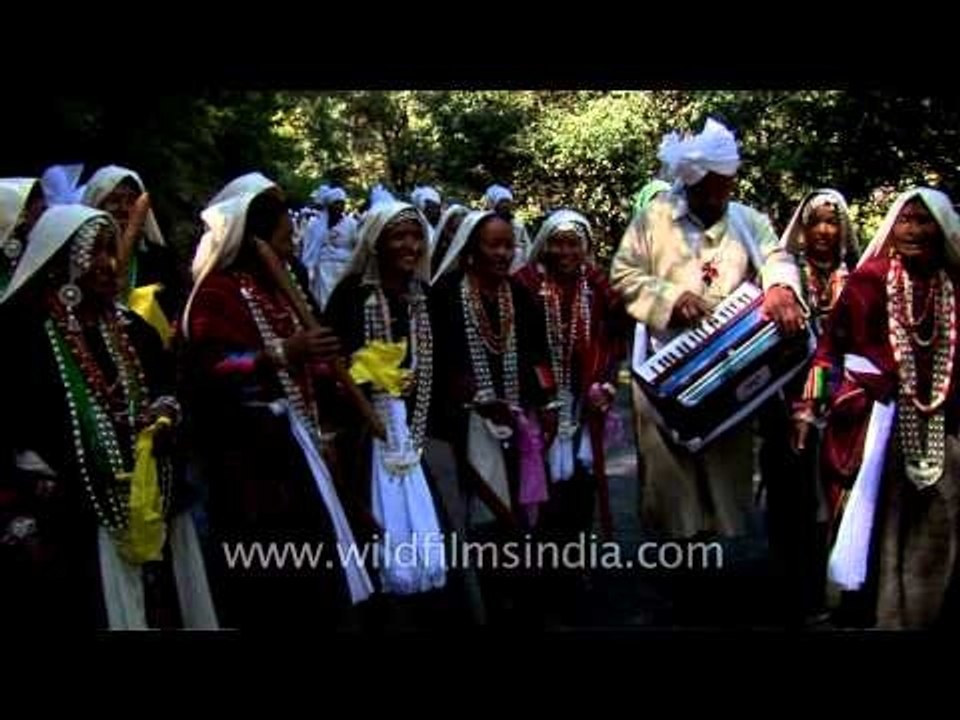 Women from rung tribe singing traditional folk...