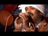 Uttarakhandi singer sings Kumaoni song at Kangdali festival