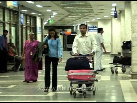 Customs clearance for arriving passengers, Mumbai airport