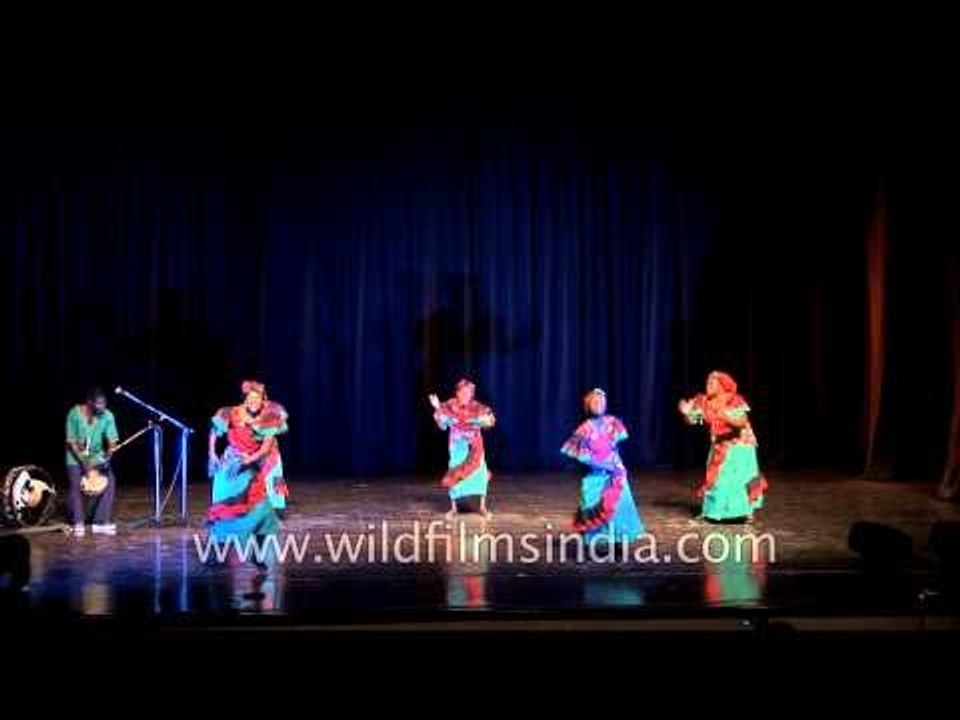 "Aka Kwacha" dance troupe from Malawi during the Africa festival in New Delhi