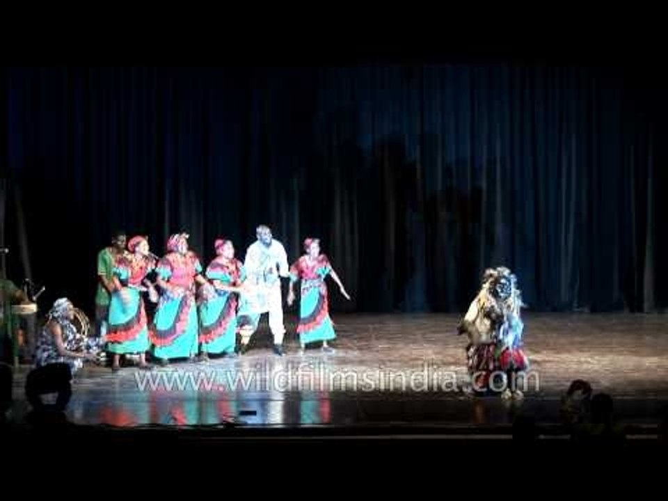 "Aka Kwacha" national dance troupe from Malawi during the Africa Festival