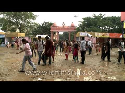 Quick motion of Durga Puja devotees