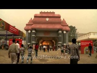 Durga puja devotees in fast motion
