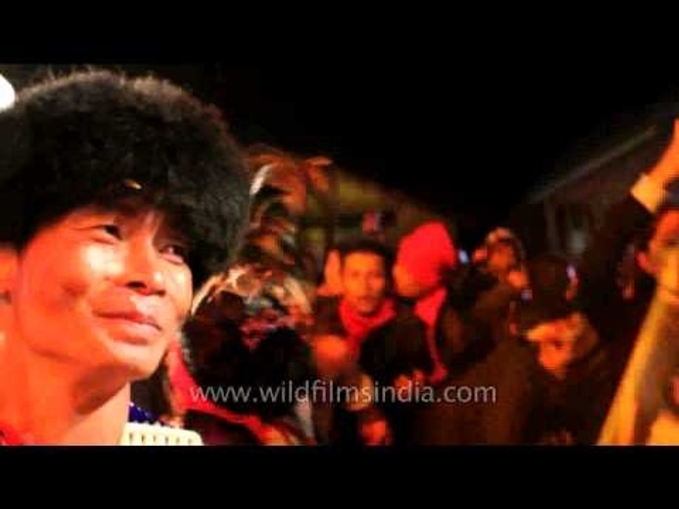 Hornbill festival crowds dancing to "Subha Hone Na De"