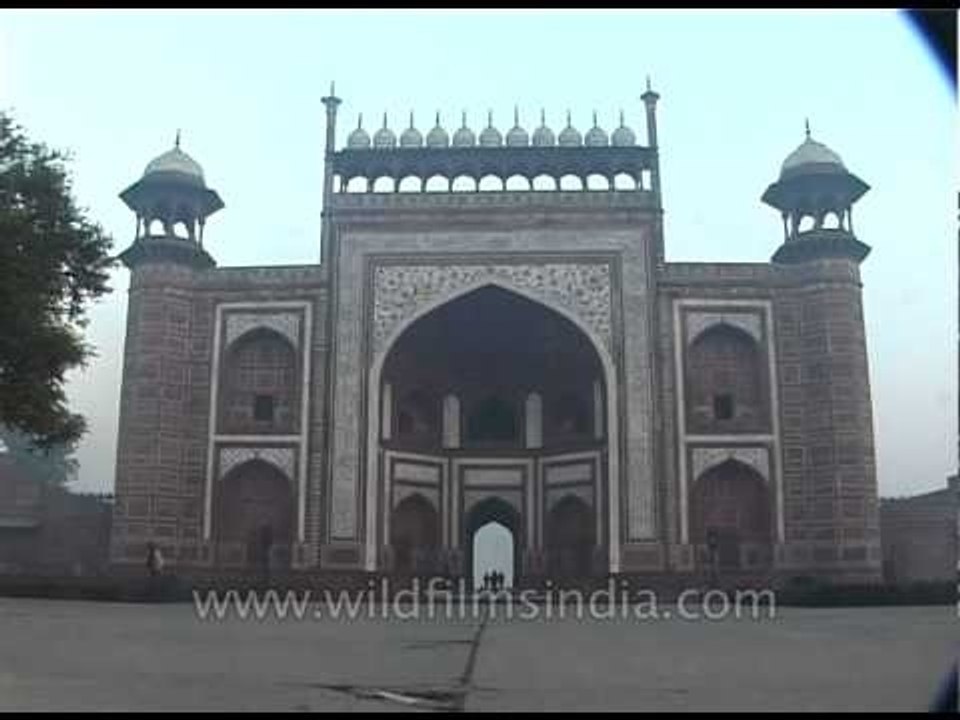 The Great gate or Darwaza-i rauza of Taj Mahal