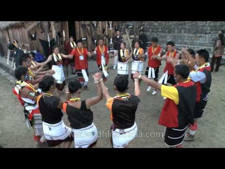 Angami men and women join hands as they dance, Nagaland - video Dailymotion