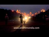 Traffic at Vijay Chowk as Rashtrapati Bhavan glows in the night, Delhi