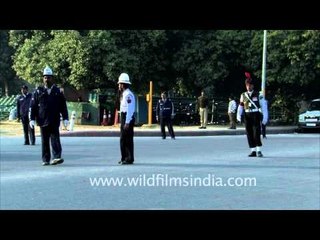 Vehicular traffic strictly regulated by police at Vijay Chowk outside Rashtrapati Bhavan