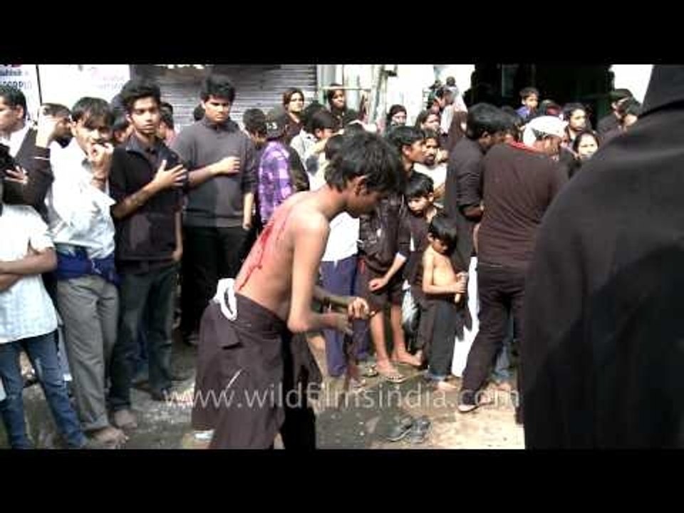 Shia Muslims performing painful rituals on Muharram