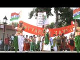 Patriotic dance performance at Wagah Border on Independence Day