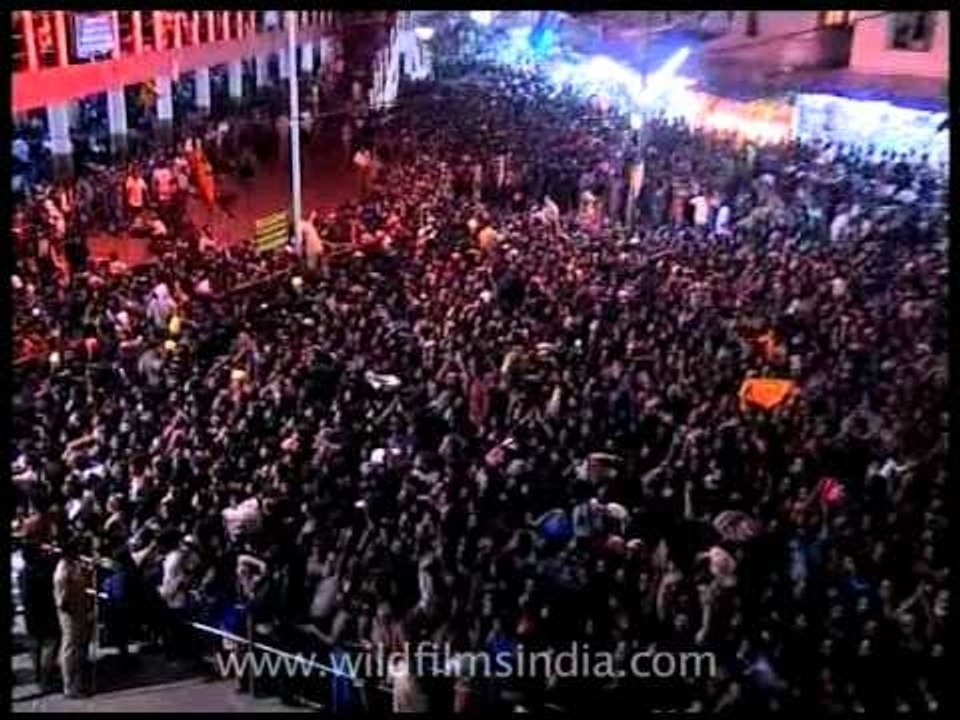 Helping hands of the police department at Sabarimala