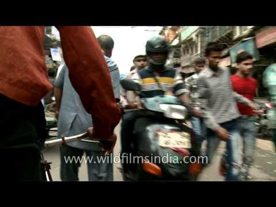 Cycle rickshaw ride through Chandni Chowk