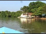 Houseboat rides - The best way to experience Kerala Backwaters!