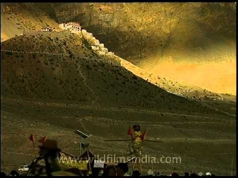 Pilgrims throng spiti kalchakra!