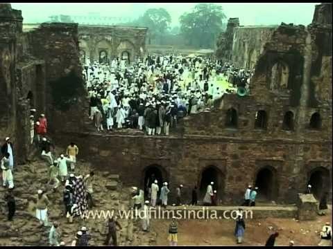 Islamic devotees on Eid at Firoz Shah Kotla