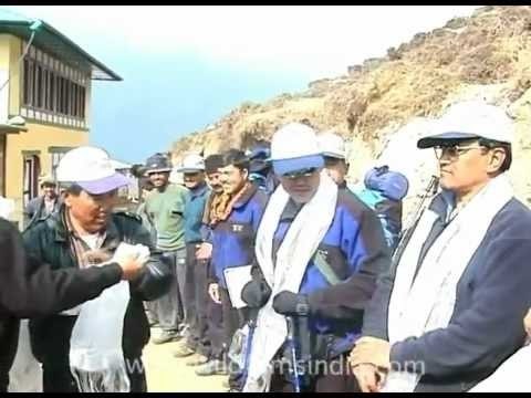 Sherpas welcoming trekkers
