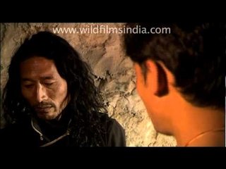 Tibetans talking in jail