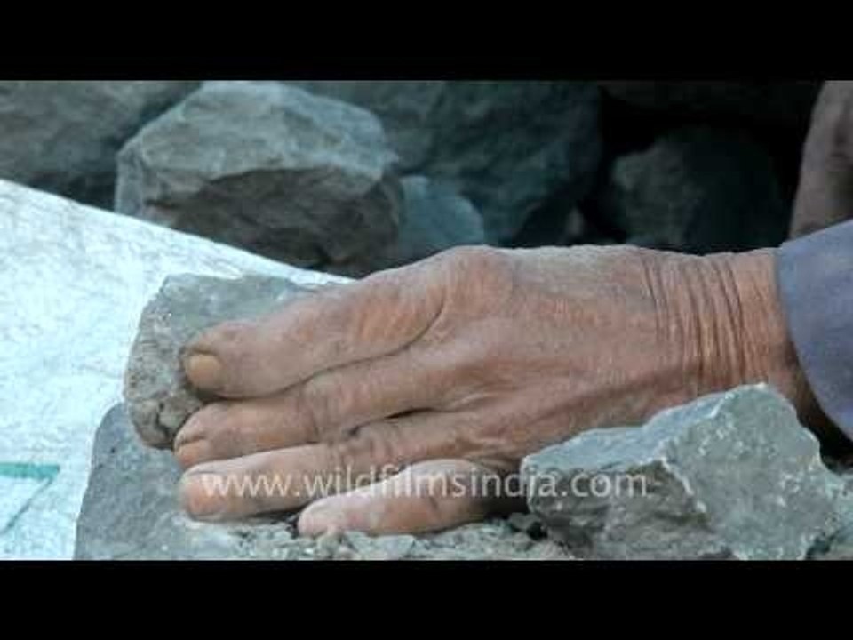 Breaking stones in Mizoram