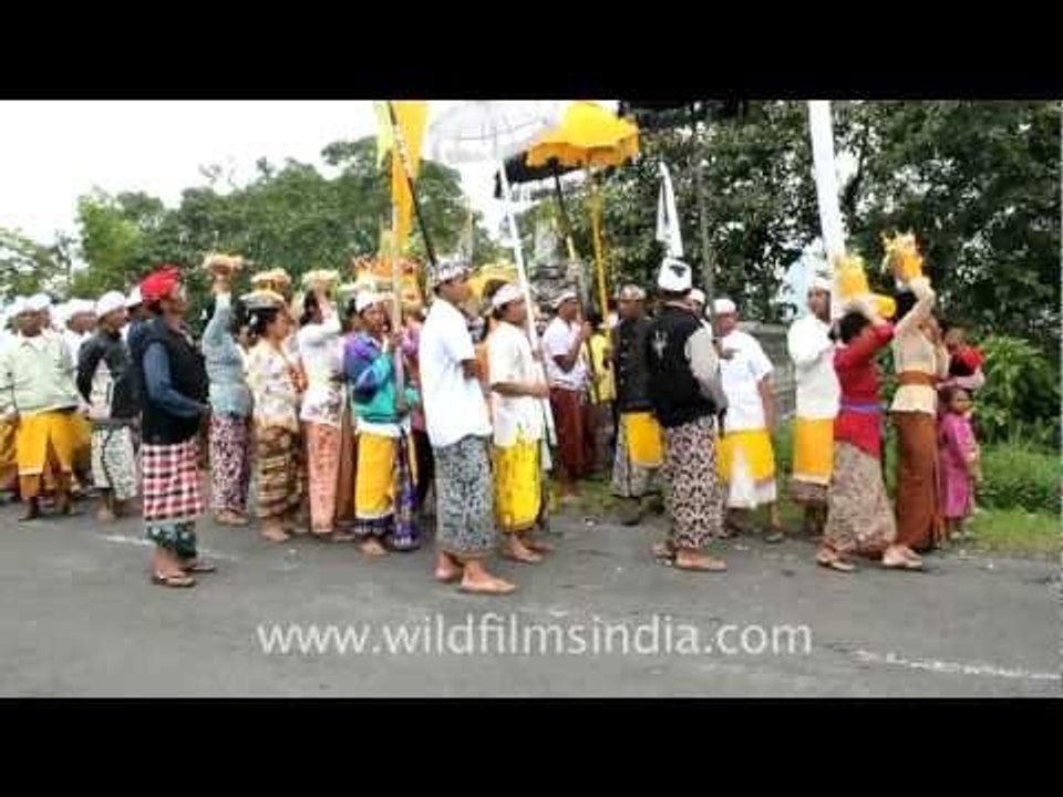 Procession at Hindu ceremony, Indonesia