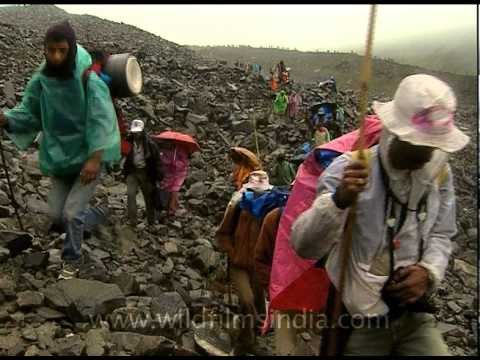 Trekking on the Nanda Devi Raj Jat
