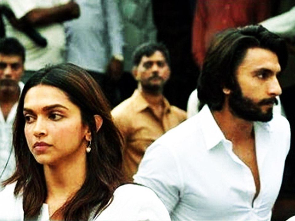 Deepika Padukone Ignores Questions On Ranveer Singh