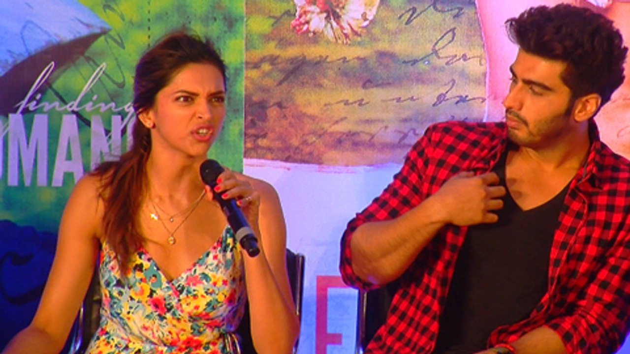 Deepika Padukone RUBBISHES 15 CRORES Report
