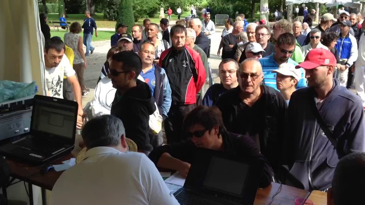 Mondial de Millau : Les inscriptions à la plus grande mêlée tournante du Monde !