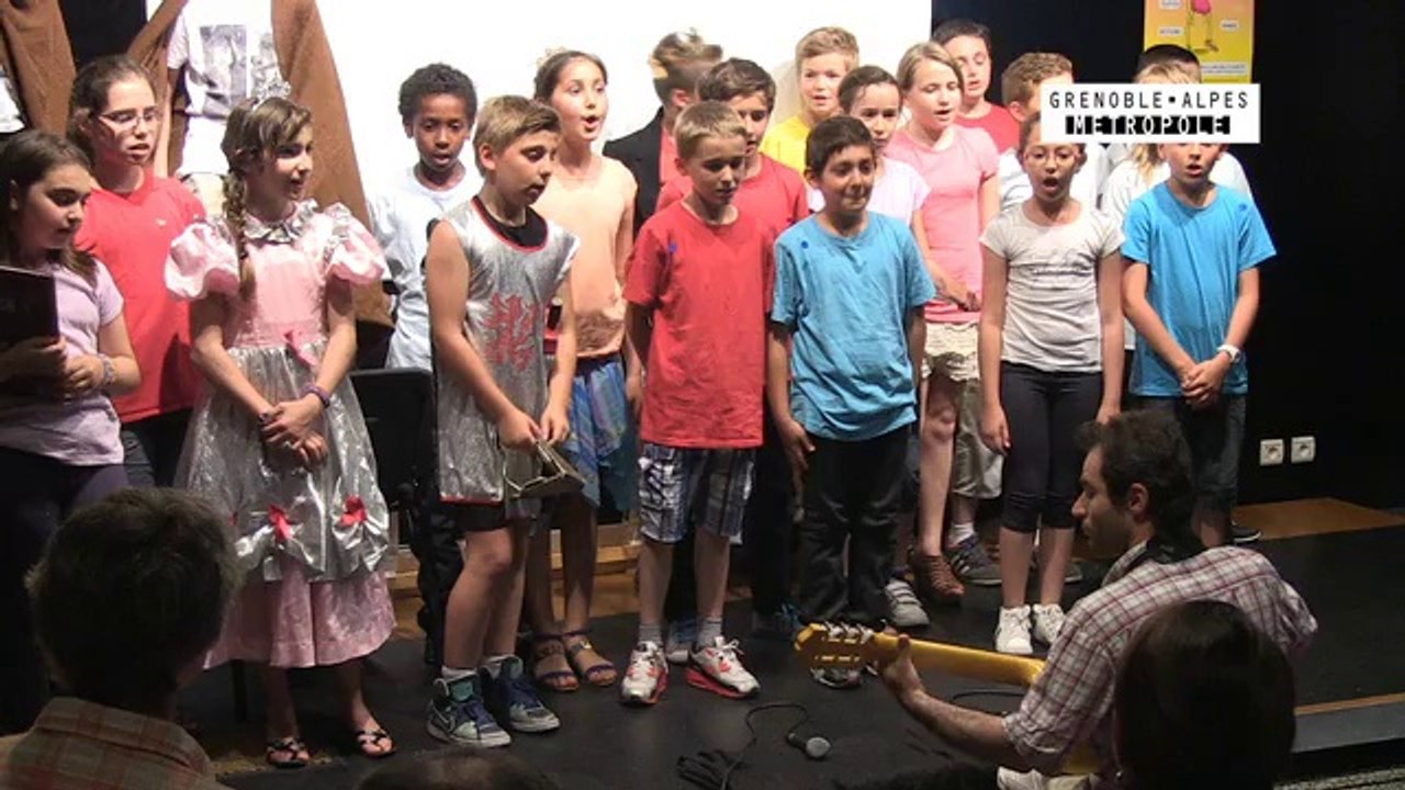 Egalité filles-garçons : les jeunes s'emparent de la question