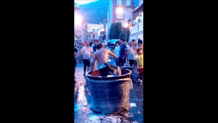 Giocoliadi2zero14 gioco bottiglia in full HD