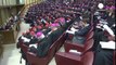 Bispos conservadores contestam abertura do Vaticano a fiéis homossexuais