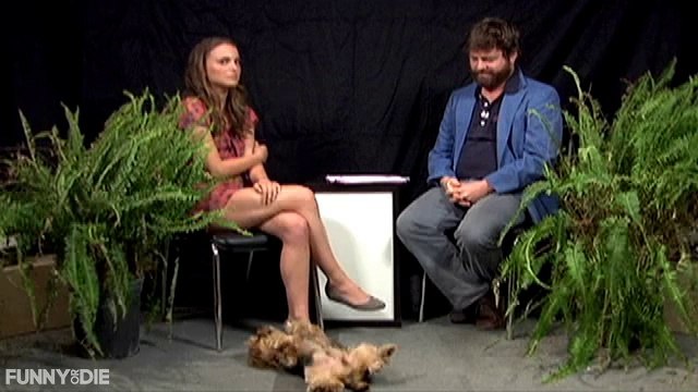 Natalie Portman dans Between Two Ferns
