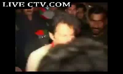aik banday ko imran khan ne kohni mar di_(new)