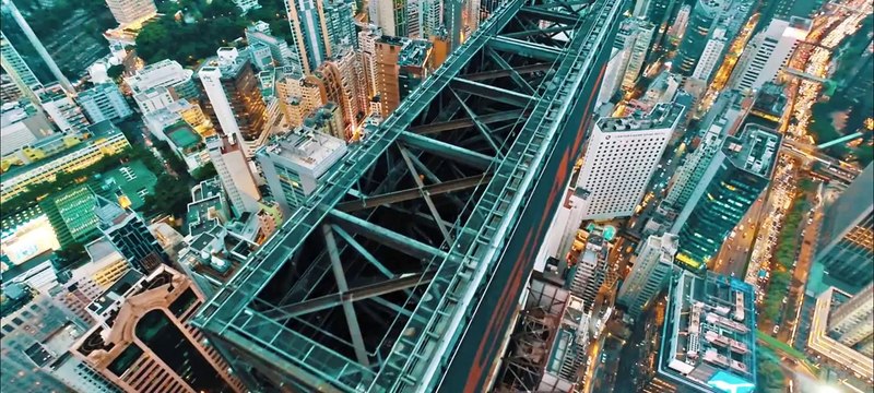 Free Climbing Skyscrapers In Hong Kong, With A Twist