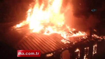 Diyarbakır'da Tarihi Müzeyi Böyle Yaktılar