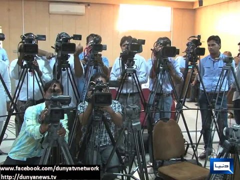 Dunya News - Protests are a conspiracy against democracy : Saad Rafique