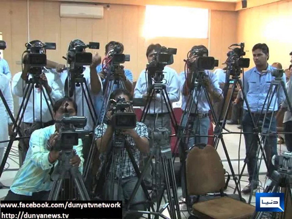 Dunya News - Protests are a conspiracy against democracy : Saad Rafique